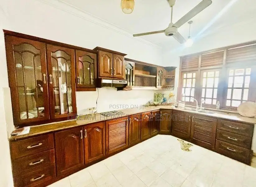 Spacious Family Home for Sale in Pitipana North, Homagama