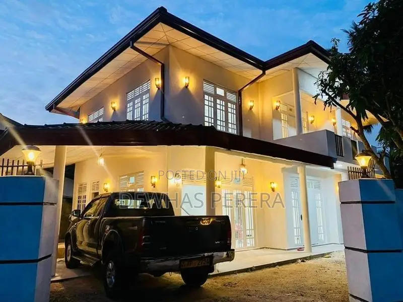 brand new superb luxury house sale udugampola gampha