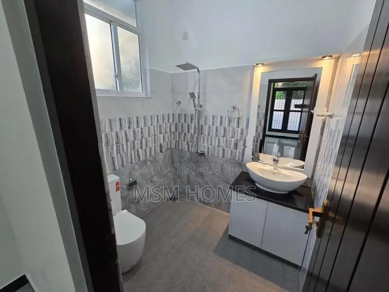 AA Brand New House For Sale @ Negombo