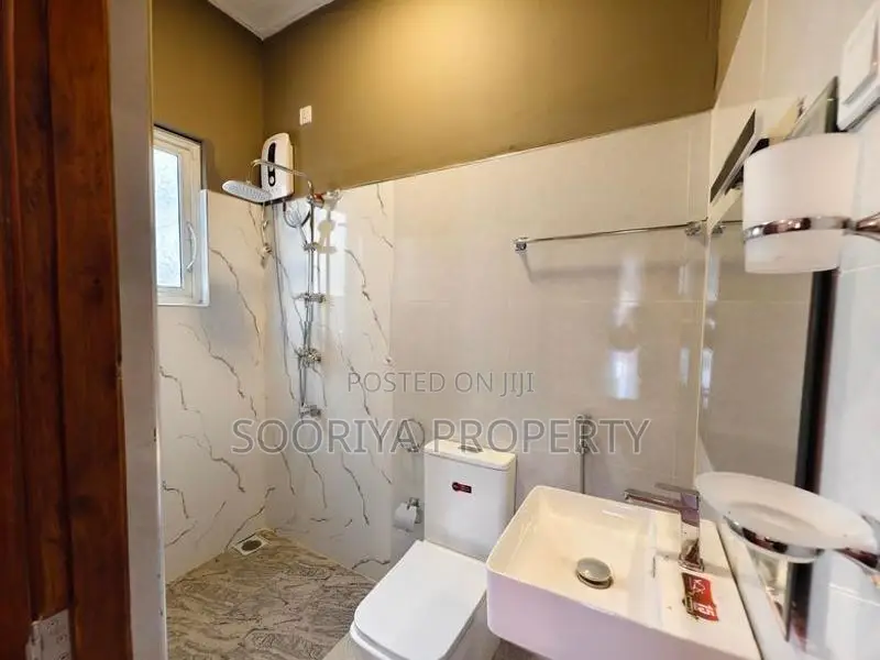 LUXURY HOUSE FOR SALE IN JA ELA , EKALA