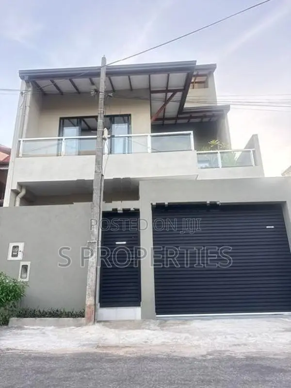 Modern brandnew house for sale in Dehiwela