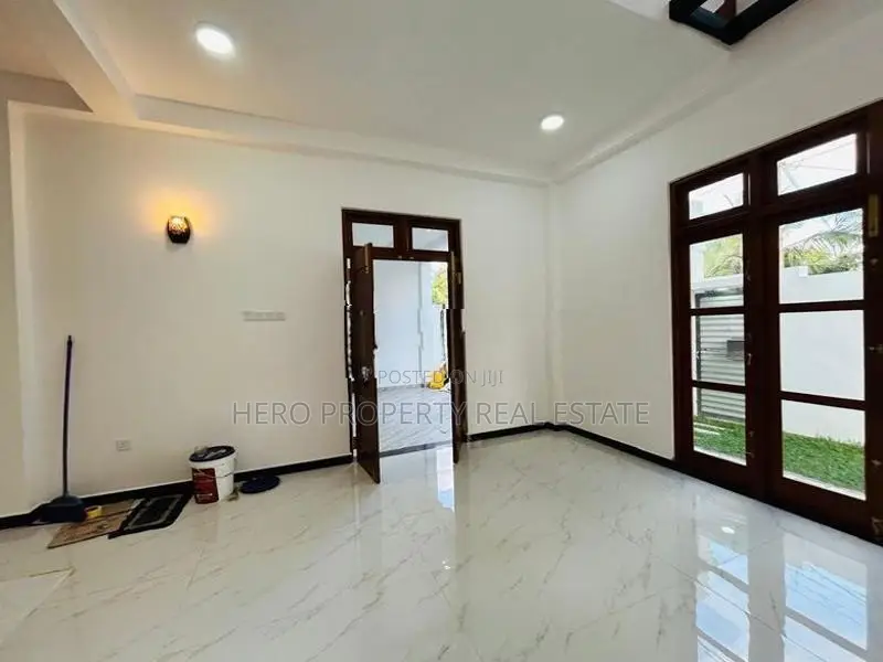 ✴️ Brand New Luxurious House for Sale in Piliyandala