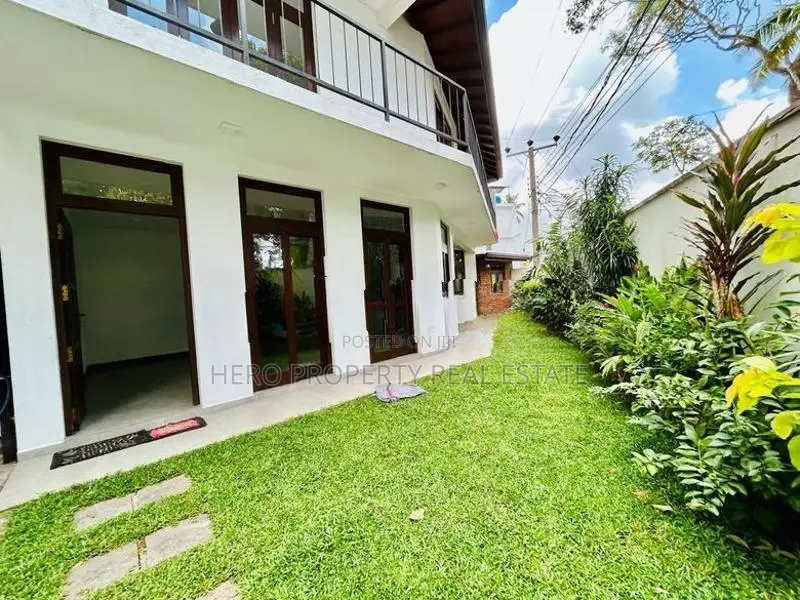 3 Story Modern Luxury House for Rent in Thalawathugoda