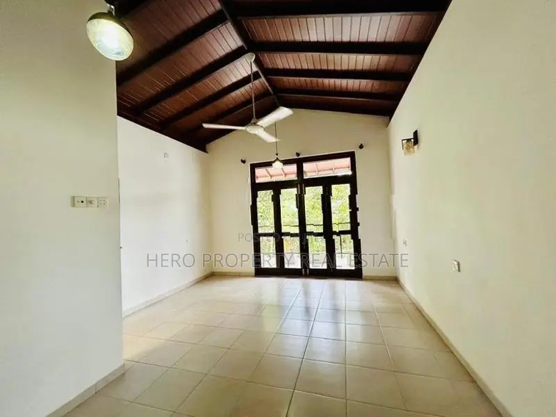 3 Story Modern Luxury House for Rent in Thalawathugoda