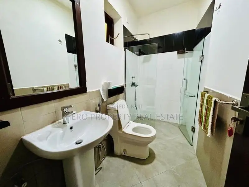 3 Story Modern Luxury House for Rent in Thalawathugoda