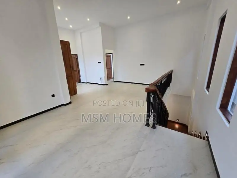 Super Luxury Brand New Modern House For Sale @ Negombo