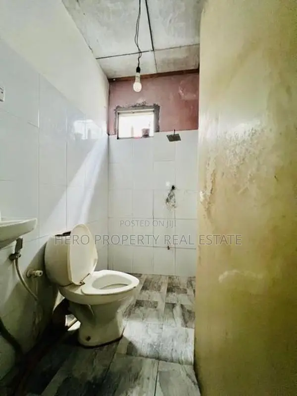HNS110 - Valuable 20 Perches Land for Sale in Athurugiriya