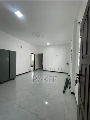 2 Floor House Brandiyawatta Wellampitiya