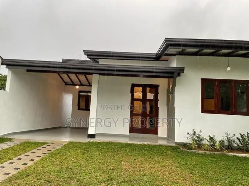 Modern Brand New House for sale athurugiriya