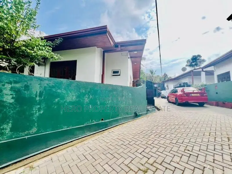 Valuable Modern House for Sale in Kottawa