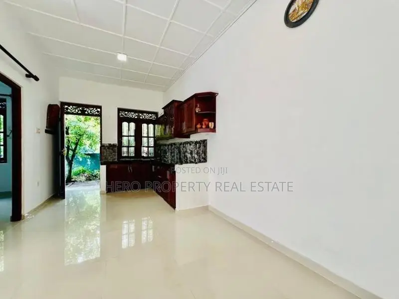 Valuable Modern House for Sale in Kottawa