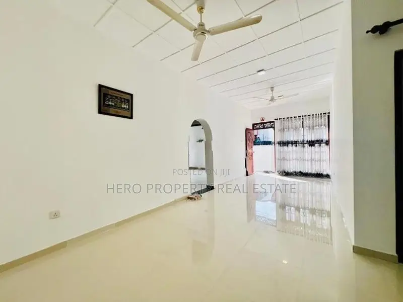 Valuable Modern House for Sale in Kottawa