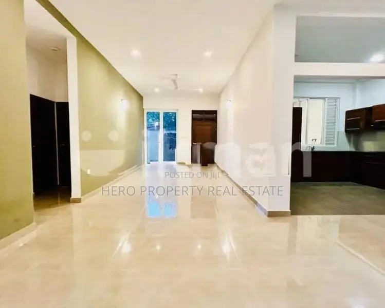 Modern House for Rent in Athurugiriya 🏠