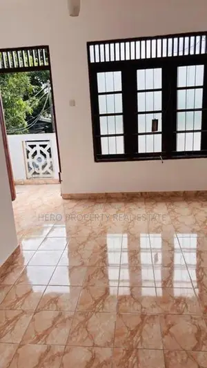 1st Floor Modern House for Rent in Boralesgamuwa