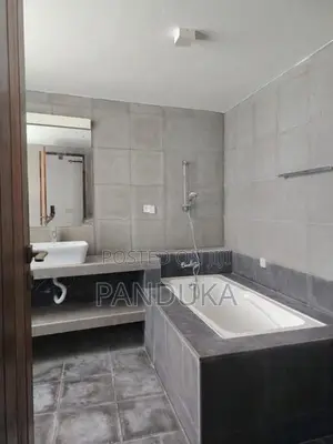 Luxury 9-Bedroom Villa with Office Spaces in Nawala