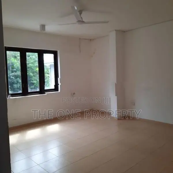 3 Bedroom upstairs house for Rent - Fairfield gardens Colombo 8