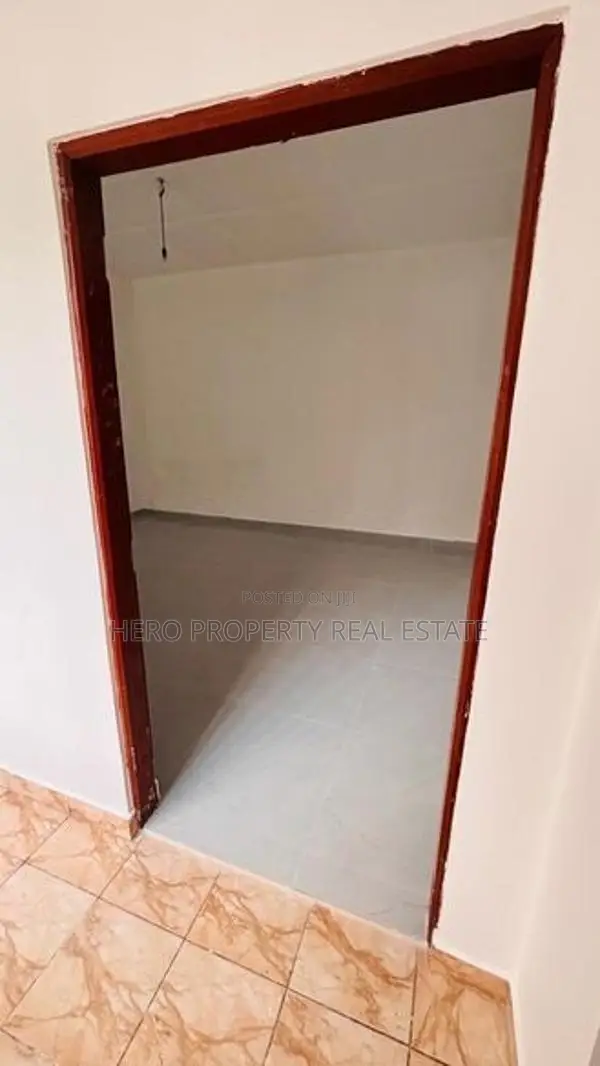 1st Floor Modern House for Rent in Boralesgamuwa