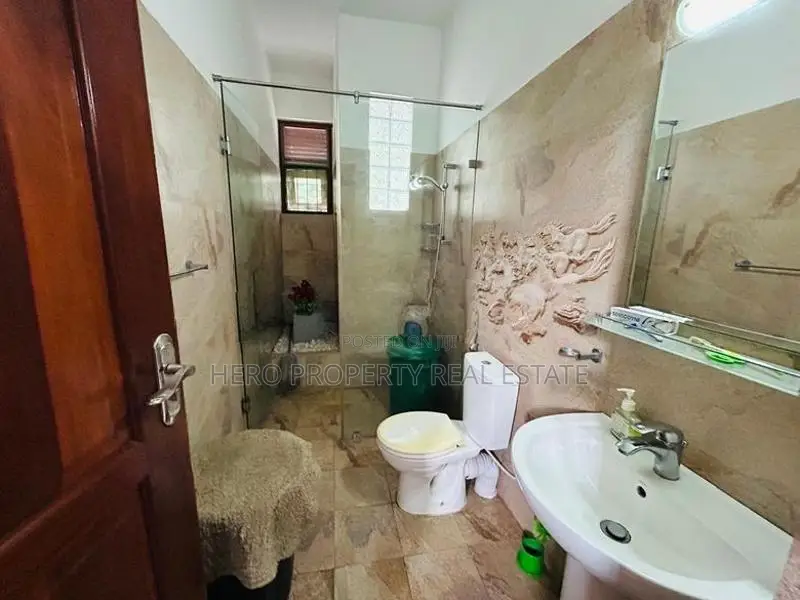 Super Modern Luxury Quality House for Sale in Thalawathugoda