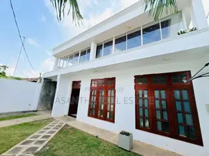 (AF102) 03 Story Luxury house At Mount Lavinea