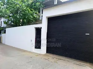 urgent sale Two-units House for in Wellampitiya