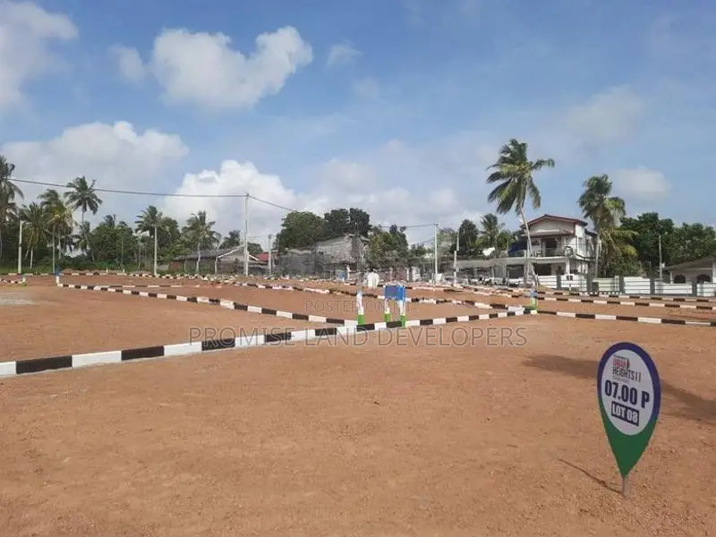 Panadura Gorakana 7,10 Perch Lands Plots N38