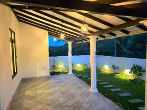 අලුත්ම අලංකාර නිවස විකිනීමට කිරිවත්තුඩුව