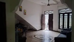 urgent sale Two-units House for in Wellampitiya