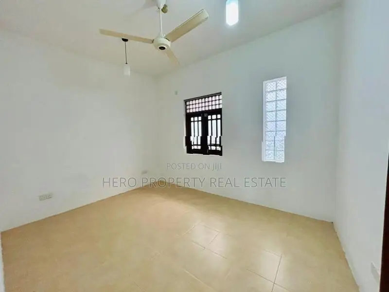 Modern House for Rent in Thalawathugoda