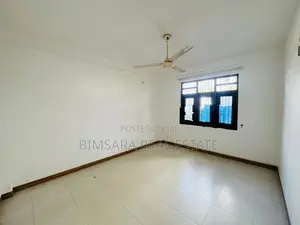 MODERN 4BR SPACIOUS HOUSE IN SURIYAMAL MAWATHA, DELKANDA | LH03708