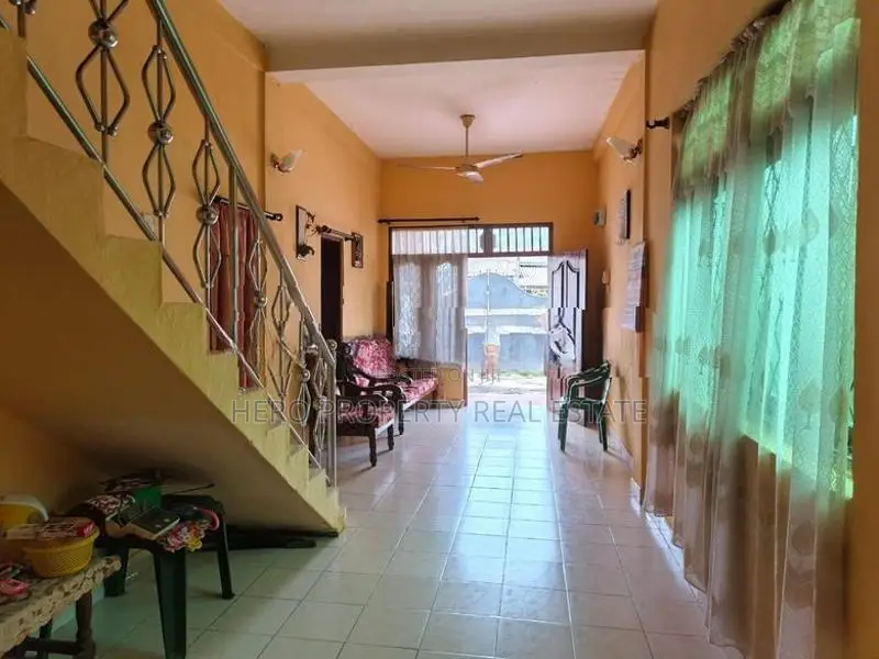 Two Story House for Sale in Wellampitiya
