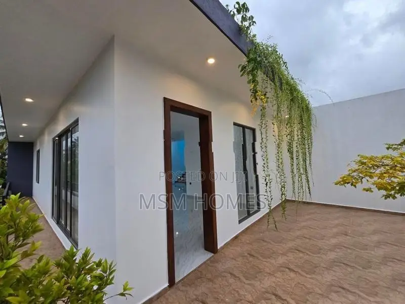 Luxury Brand New Box Modern House For Sale in Negombo