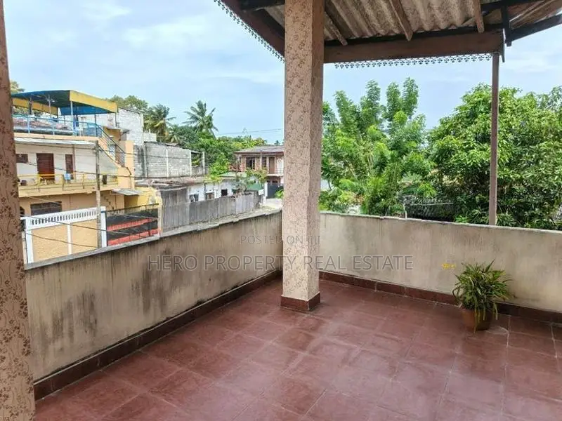 Two Story House for Sale in Wellampitiya