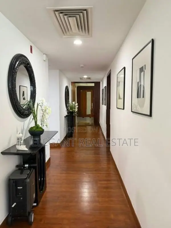 Empire - 03 Bedroom Furnished Apartment for Sale in Colombo 02 (A5701)