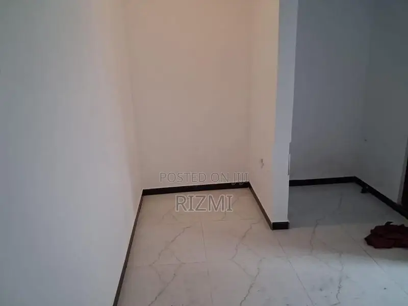 ground floor 2BR house for rent in dehiwala station road