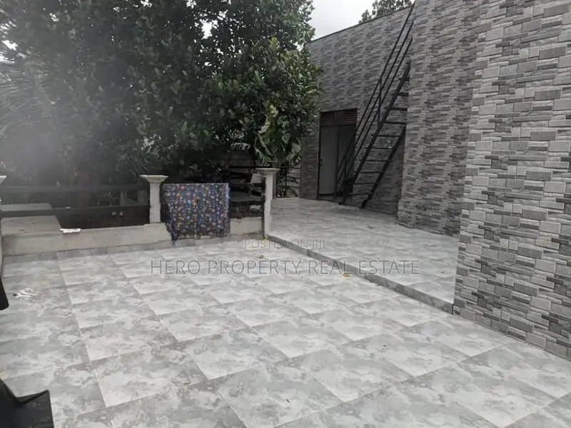 HJR202 - Upstairs House for Rent in Kirillawala