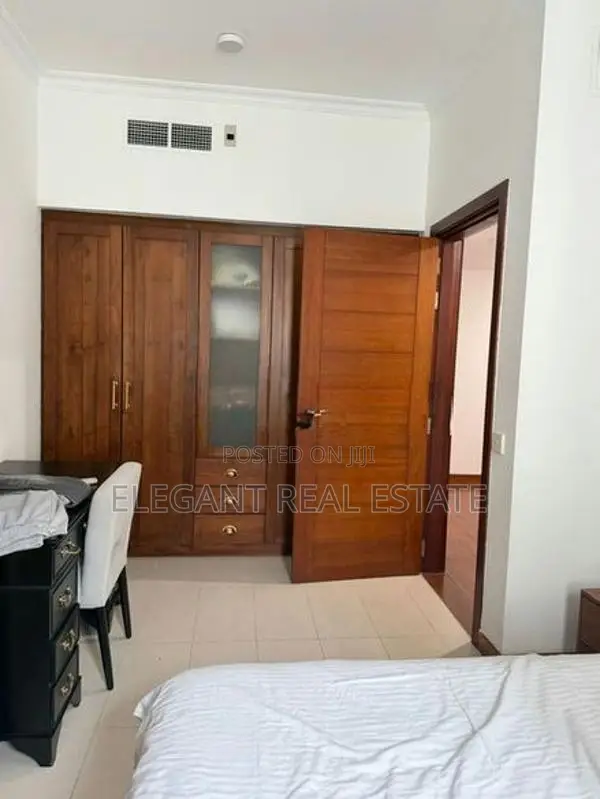 Empire - 03 Bedroom Furnished Apartment for Sale in Colombo 02 (A5701)