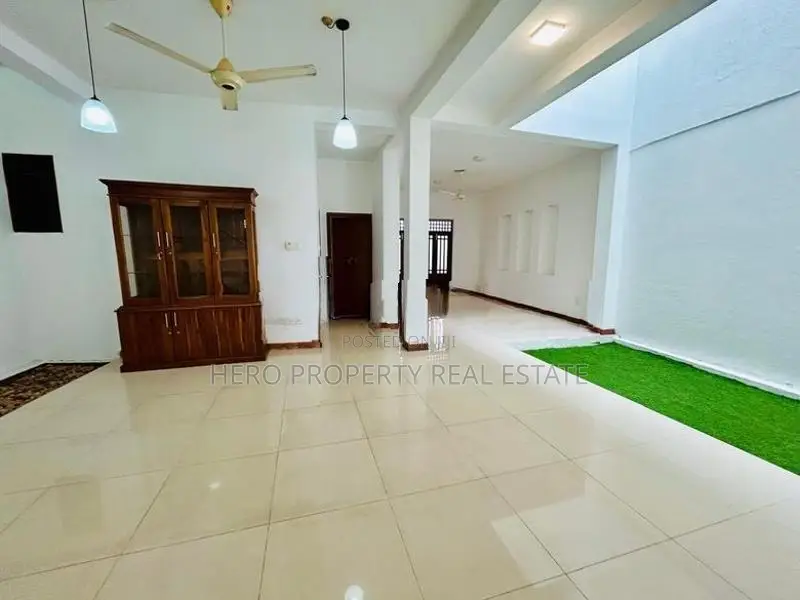 Modern House for Rent in Thalawathugoda