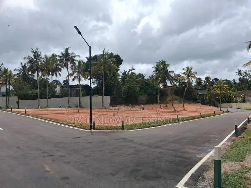 Bare Lands for Sale in Hokandara s8