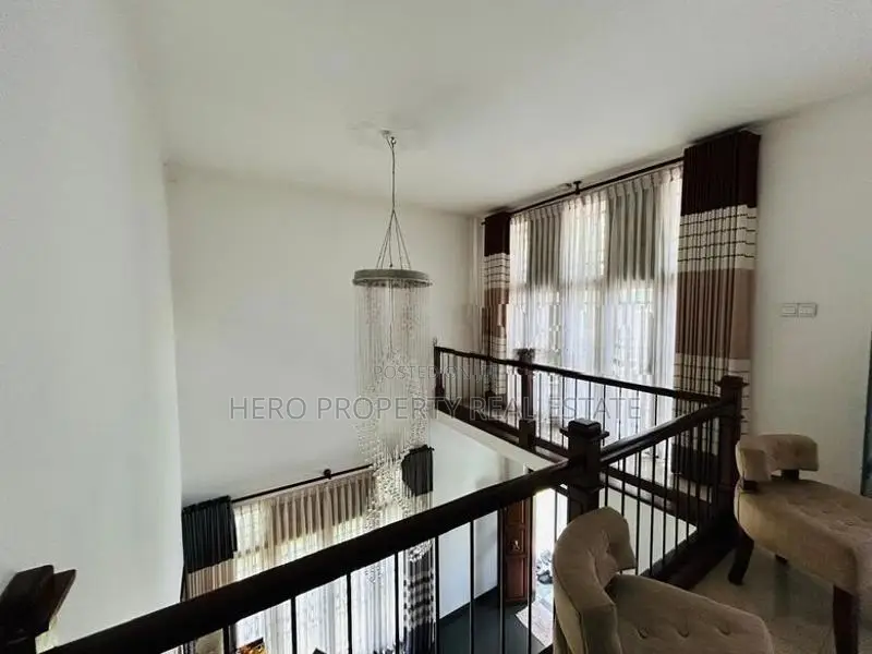 Modern House with 8 Bedrooms and Bathrooms for Rent in Pannipitiya