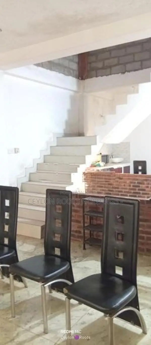 Fully Furnished Upstair House Specially for Couple Rent in Makubura,