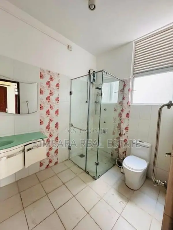 MODERN 4BR SPACIOUS HOUSE IN SURIYAMAL MAWATHA, DELKANDA | LH03708
