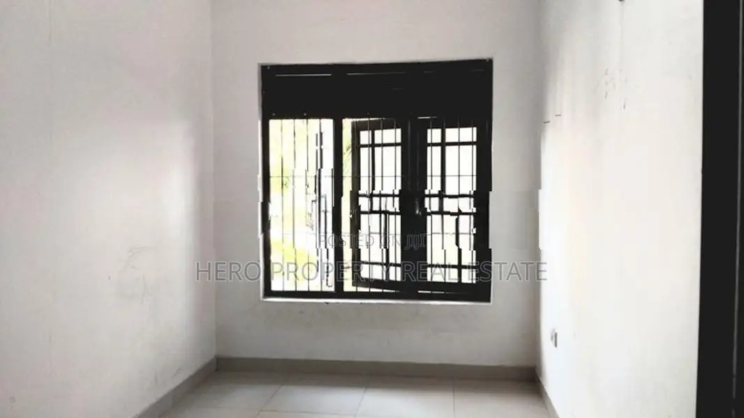 HJR200 - Modern House for Rent in Balummahara