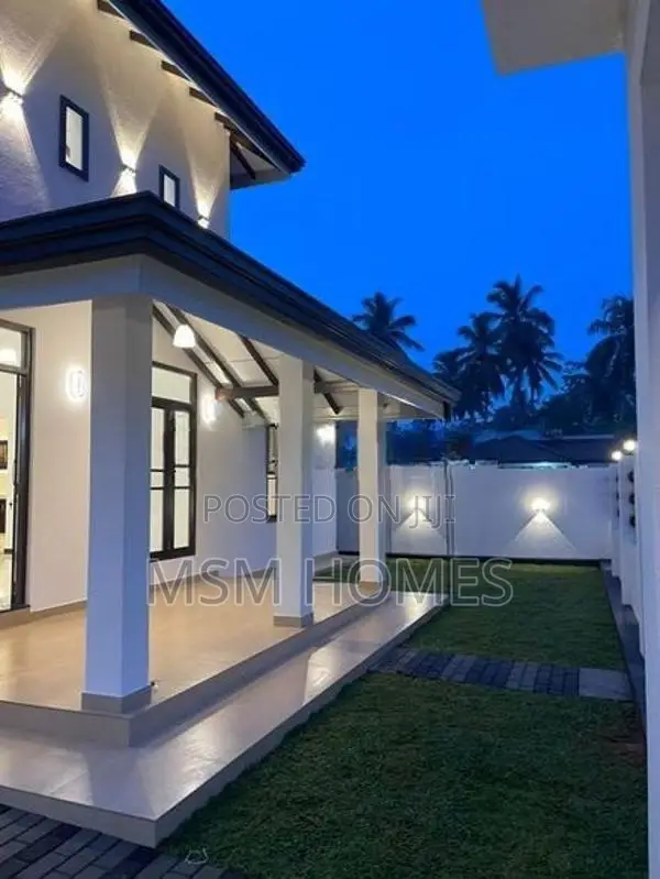 Quality Brand New House For Sale in Negombo