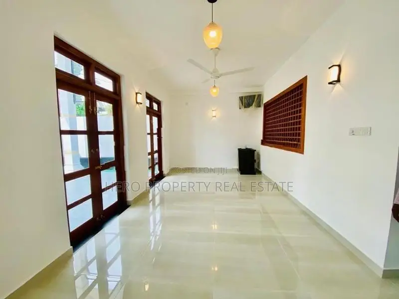 HCS65 - Modern Luxury House for Sale in Boralesgamuwa