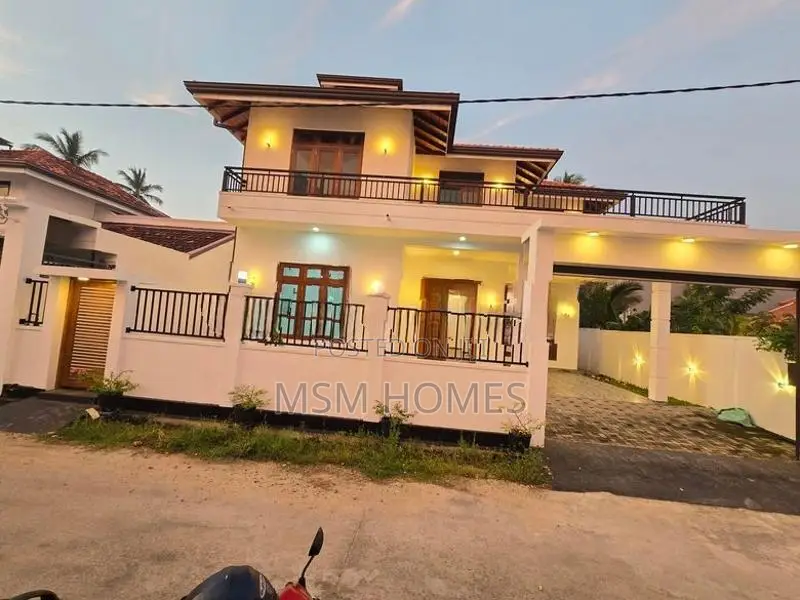 @ Brand New Luxury 2 Story House For Sale in Negombo