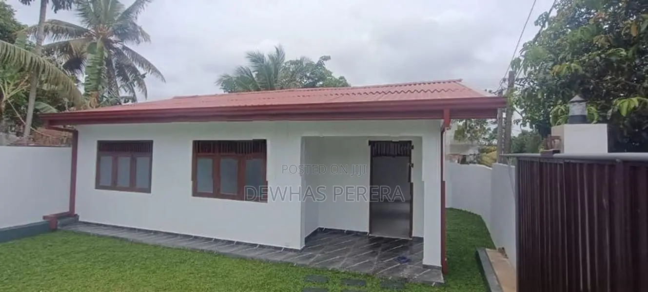 brand new house garment juntion boys town ragama