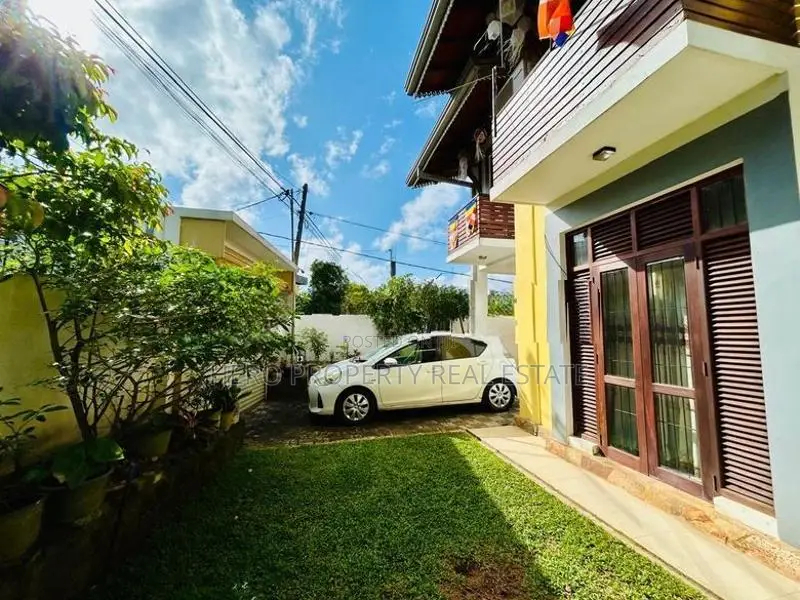 modern 2story house for sale in thalawathugoda