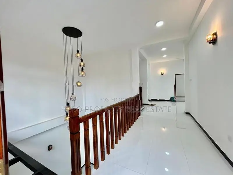 Brand new modern house for sale in piliyandala
