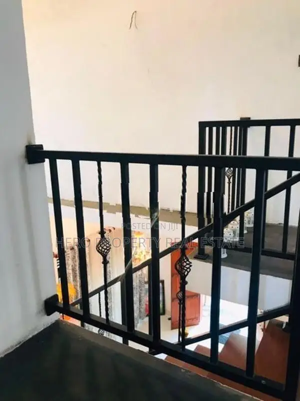 Luxury Modern House for Sale in Kadawatha