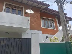 Modern House for Sale in Battaramulla